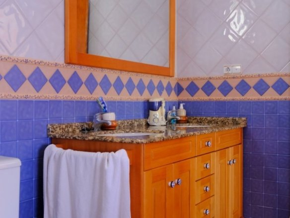 4 Bedroom 2 Bathroom Country House in Orihuela - Caza De Casa