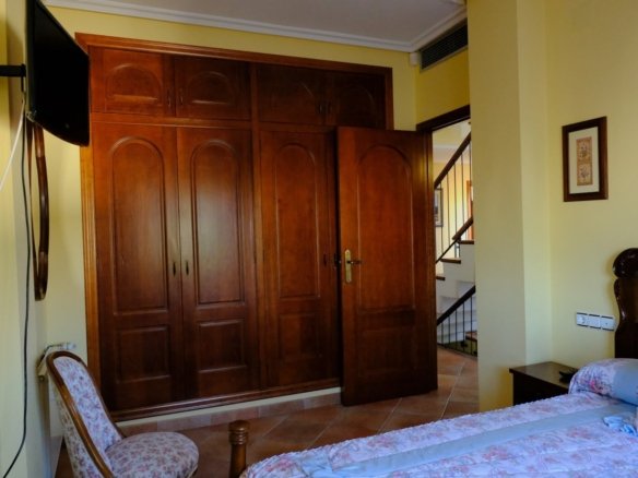 4 Bedroom 2 Bathroom Country House in Orihuela - Caza De Casa