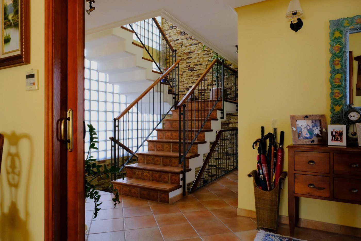 4 Bedroom 2 Bathroom Country House in Orihuela - Caza De Casa
