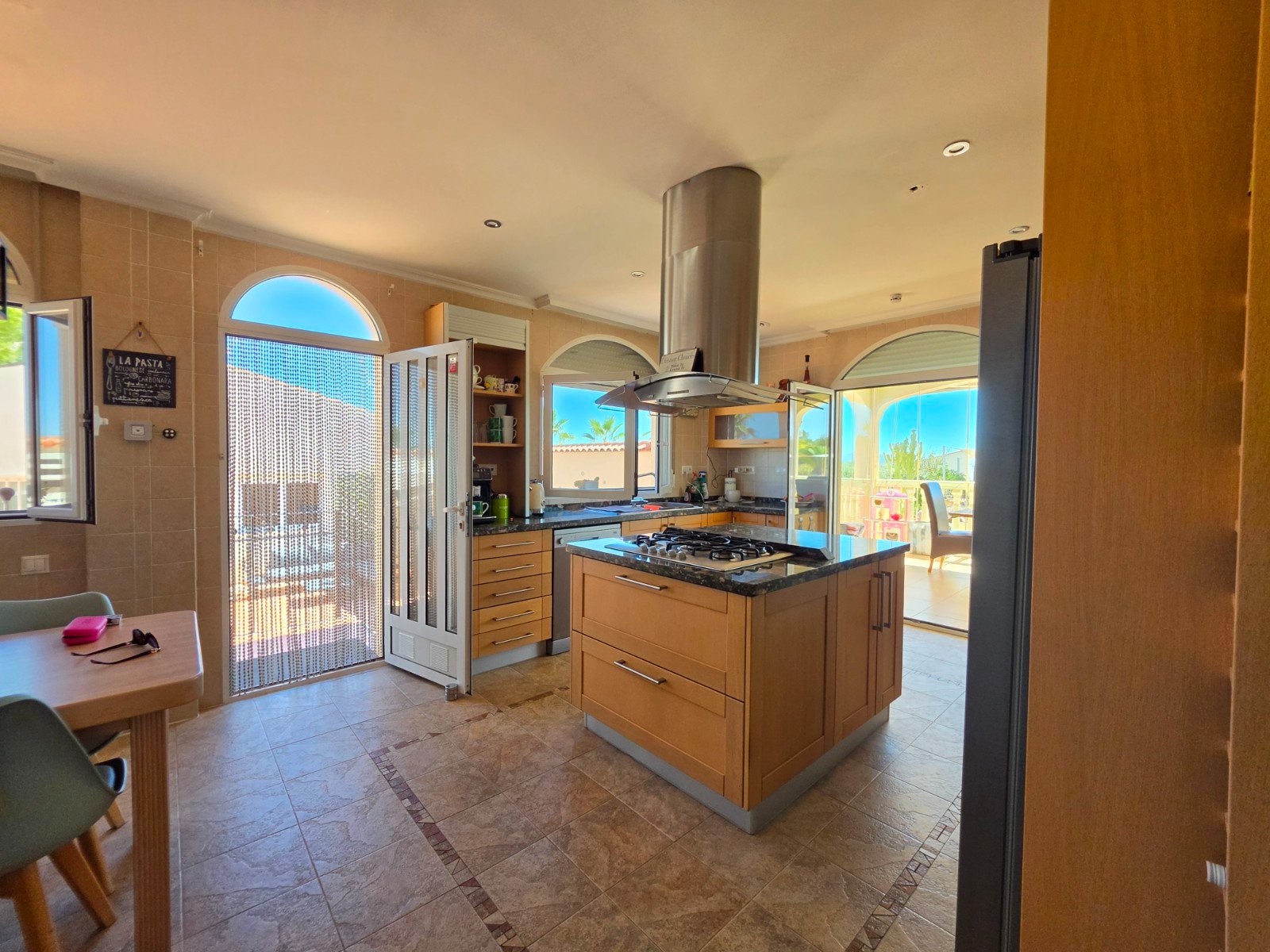 46b6d316f31bab9e 4 Bedroom 4 Bathroom Villa in Pinoso - Caza De Casa