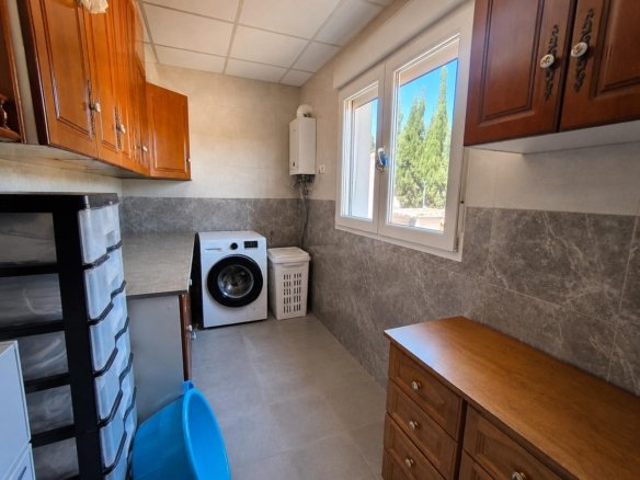4 Bedroom 2 Bathroom Villa in Pinoso - Caza De Casa
