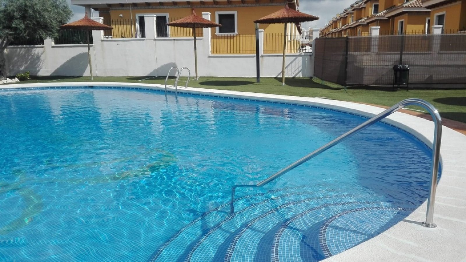 5 Bed 3 Bath Villa in Ciudad Quesada - Caza De Casa