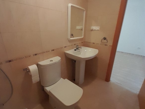 5 Bed 3 Bath Villa in Ciudad Quesada - Caza De Casa