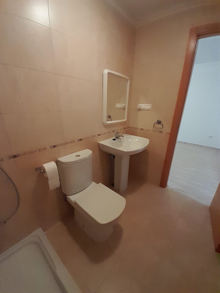 5 Bed 3 Bath Villa in Ciudad Quesada - Caza De Casa