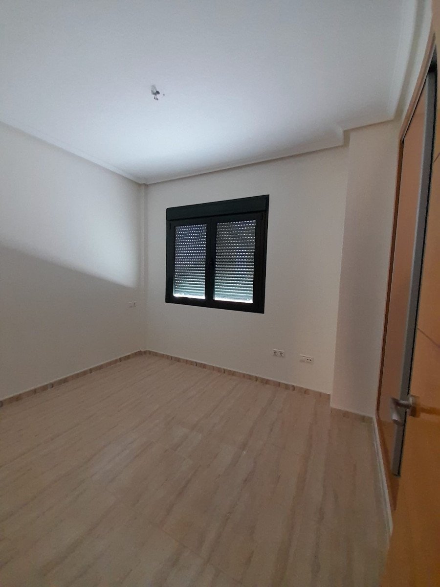 5 Bed 3 Bath Villa in Ciudad Quesada - Caza De Casa