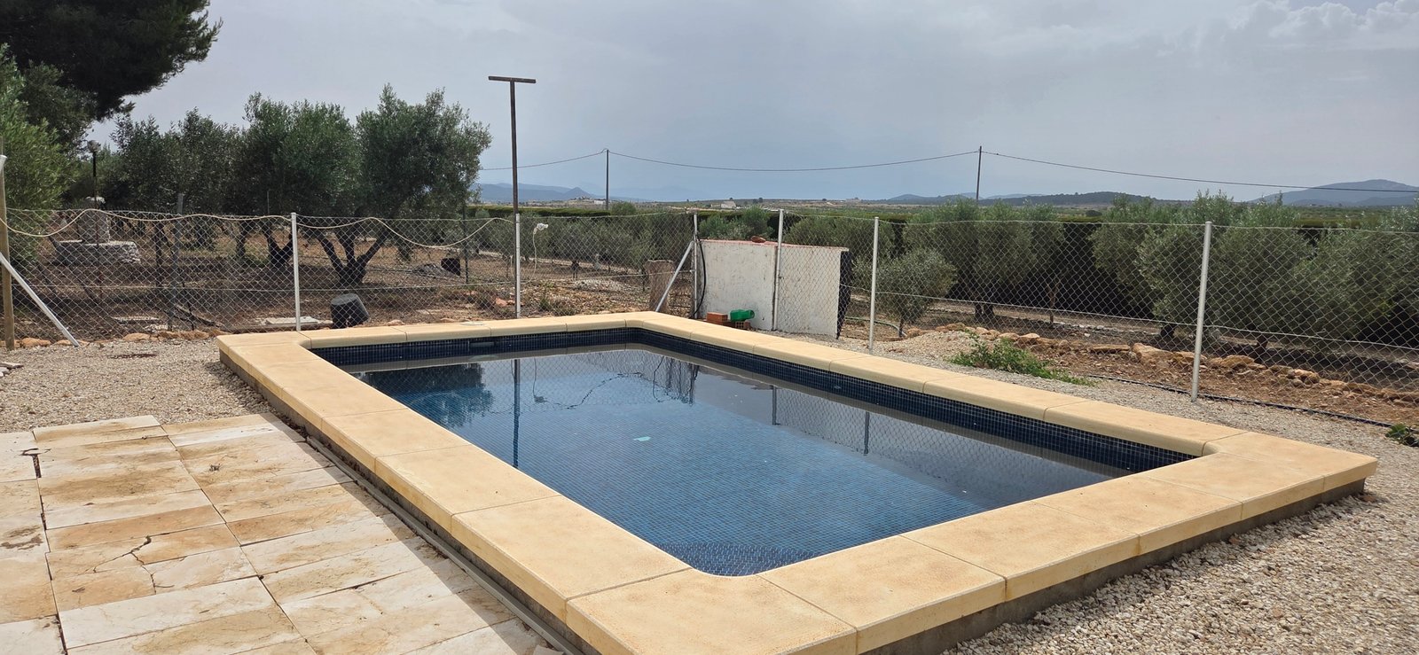 6 Bedroom 2 Bathroom Country House in Pinoso - Caza De Casa