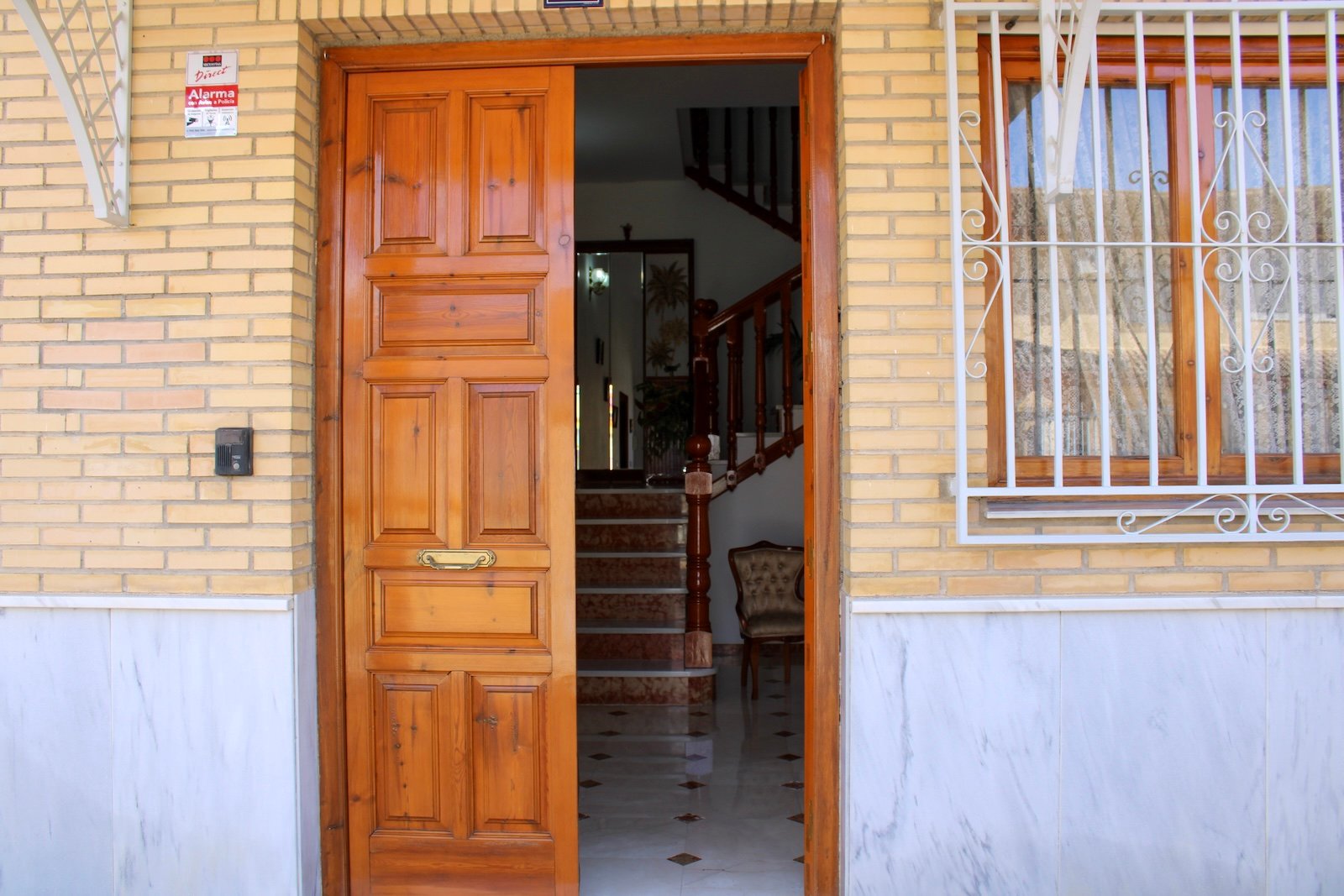 {type[1]} in {town[1]} - Caza De Casa