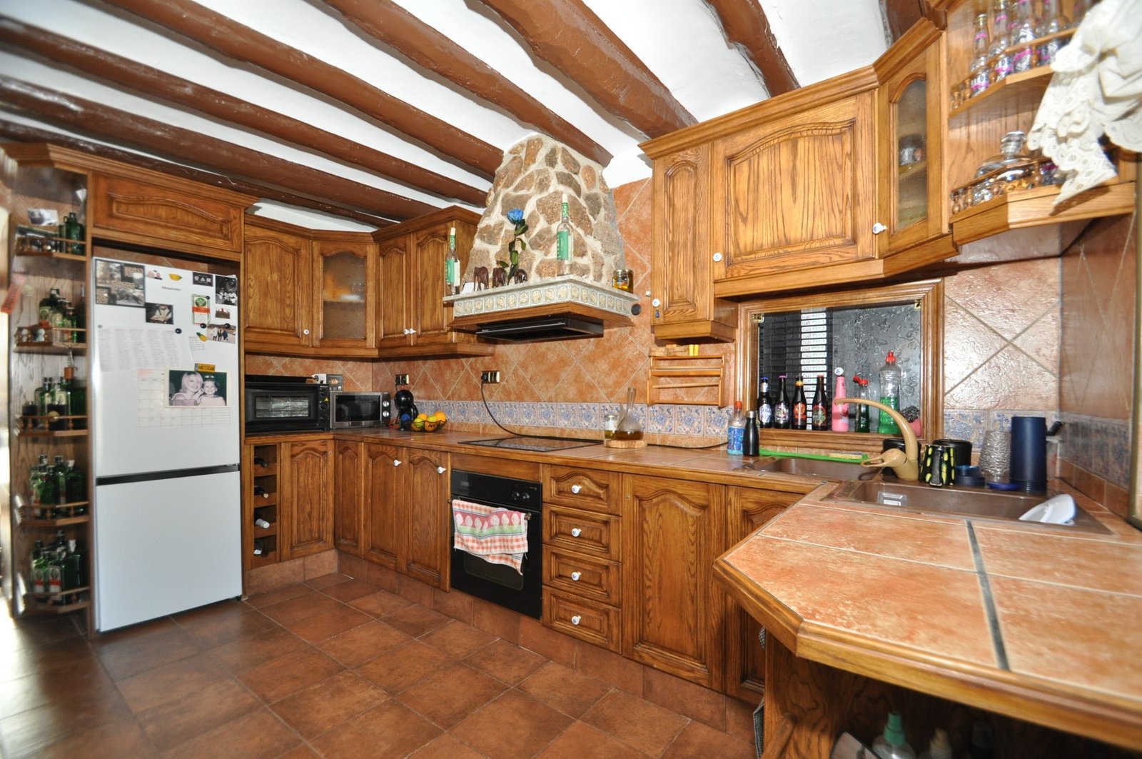 5 Bed 1 Bath Country House in Yecla - Caza De Casa