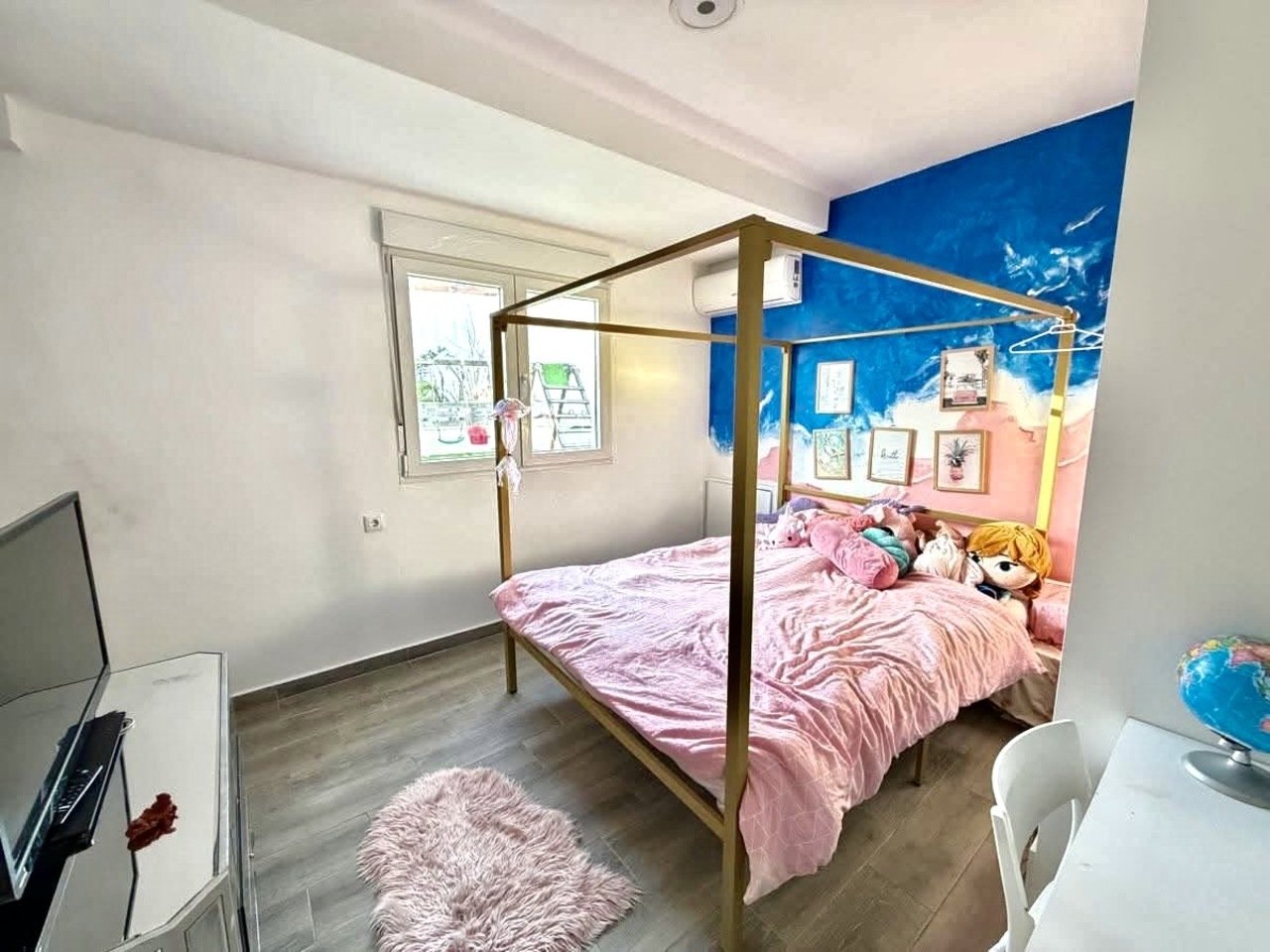 6 Bed 2 Bath Villa in Villamartin - Caza De Casa