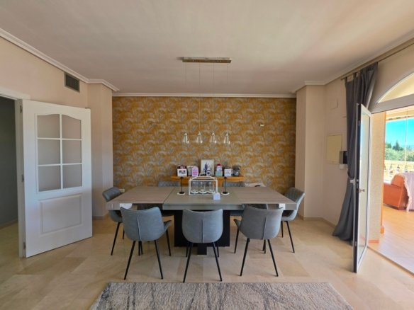 4 Bedroom 4 Bathroom Villa in Pinoso - Caza De Casa