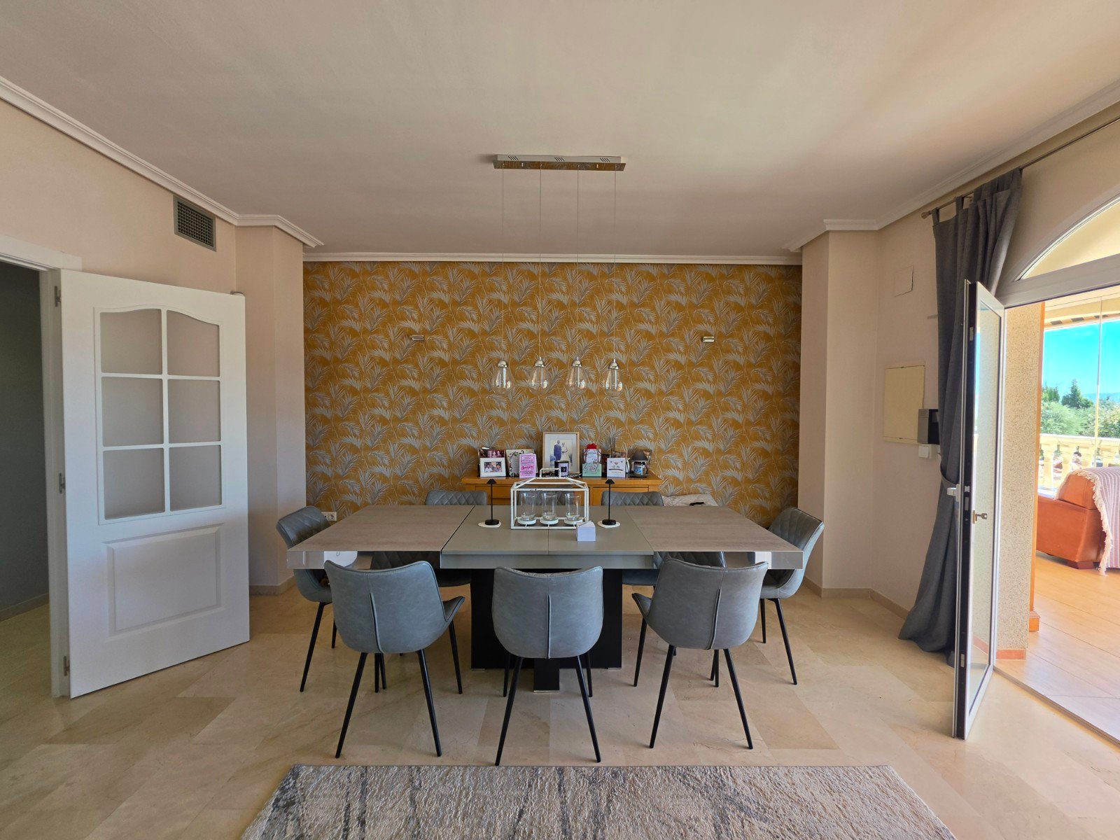 4f3f5a4bcec70e92 4 Bedroom 4 Bathroom Villa in Pinoso - Caza De Casa