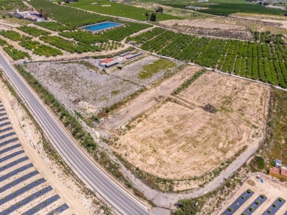 2 Bed 2 Bath Finca in Los Montesinos - Caza De Casa