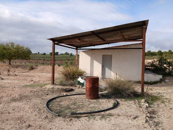 600 m² Land in Yecla - Caza De Casa