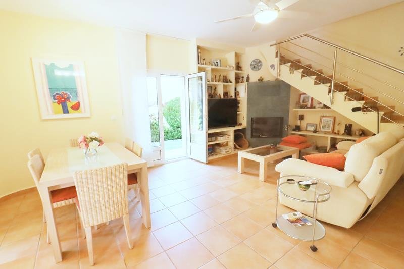 3 Bedroom 2 Bathroom Villa in Oliva - Caza De Casa