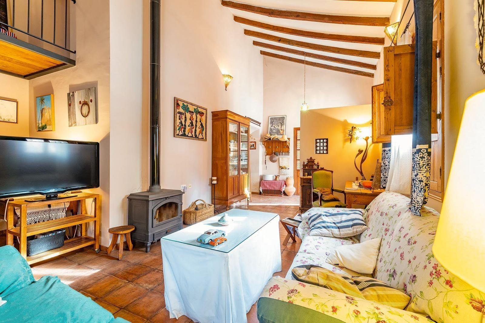 8 Bedroom 4 Bathroom Town House in Los Martinez Del Puerto - Caza De Casa