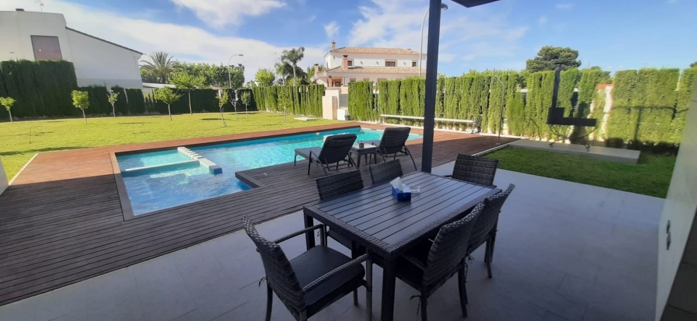 4 Bedroom 4 Bathroom Villa in San Javier - Caza De Casa