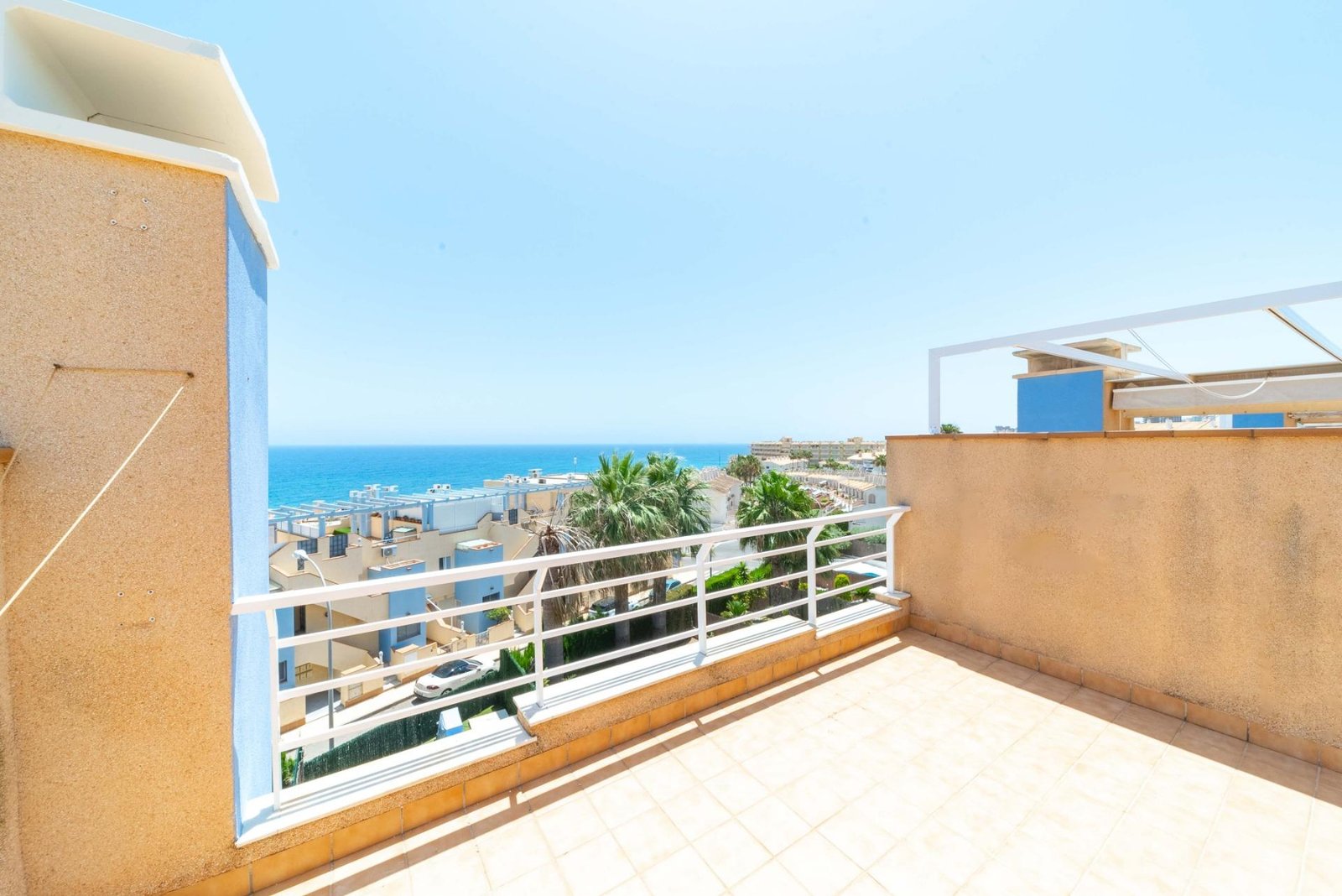 3 Bedroom 2 Bathroom Town House in Orihuela Costa - Caza De Casa
