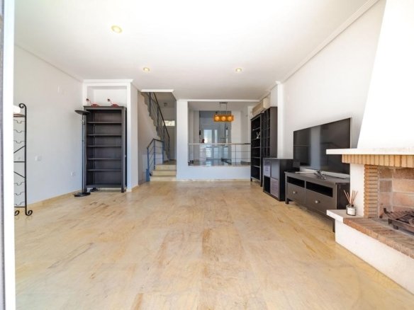 3 Bedroom 2 Bathroom Town House in Orihuela Costa - Caza De Casa