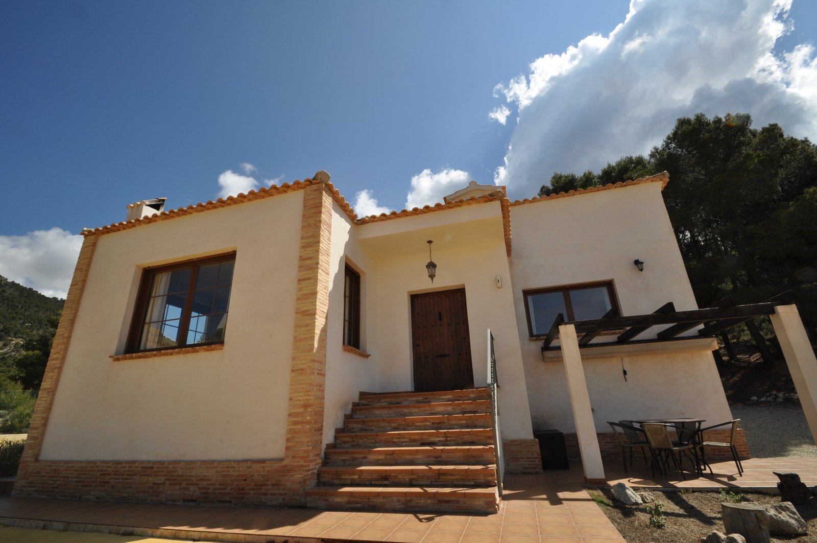 5017b2afa416d7aa 5 Bedroom 3 Bathroom Villa in Castalla - Caza De Casa