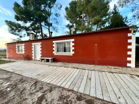 4 Bed 2 Bath Country House in Yecla - Caza De Casa
