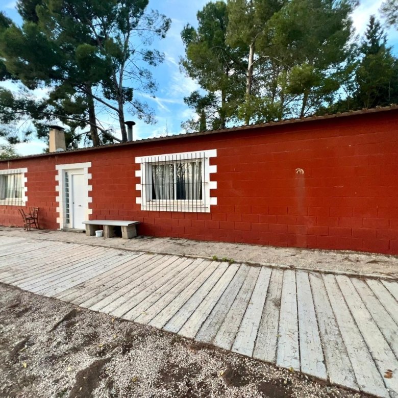 4 Bedroom 2 Bathroom Country House in Yecla - Caza De Casa