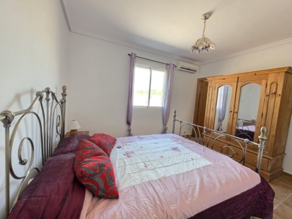 3 Bedroom 2 Bathroom Villa in Monóvar/Monóver - Caza De Casa