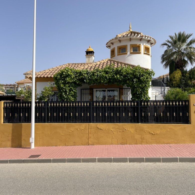 2 Bedroom 2 Bathroom Villa in Mazarron Country Club - Caza De Casa