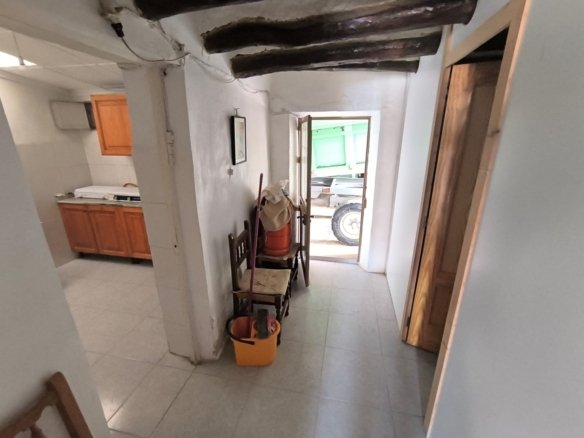 7 Bed 1 Bath Country House in Yecla - Caza De Casa