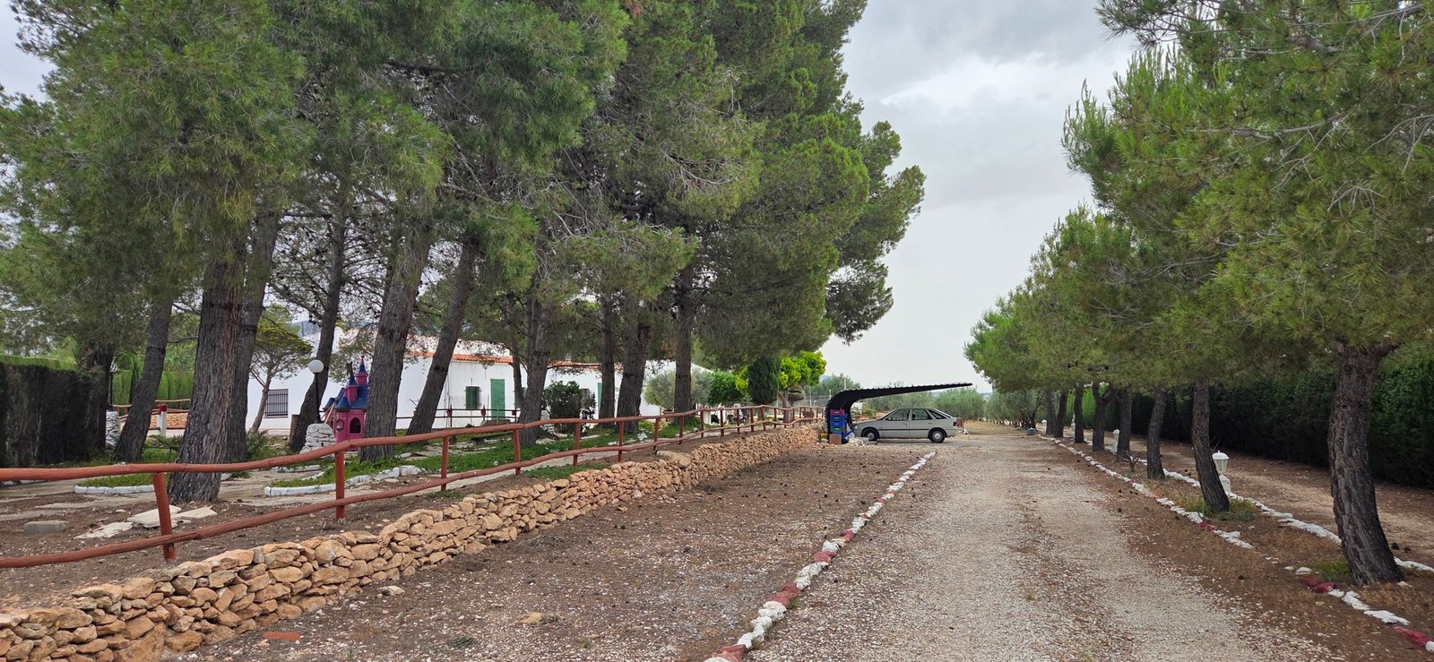 6 Bedroom 2 Bathroom Country House in Pinoso - Caza De Casa