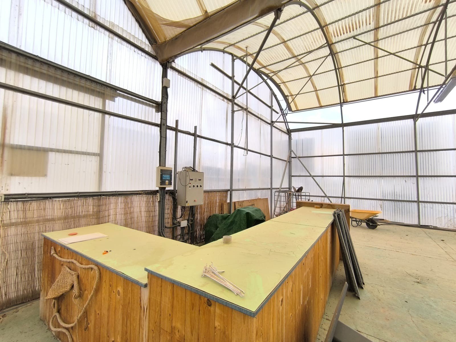 1 Bath Commercial in Aspe - Caza De Casa