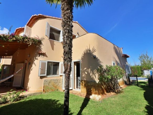 3 Bedroom 2 Bathroom Villa in Oliva - Caza De Casa