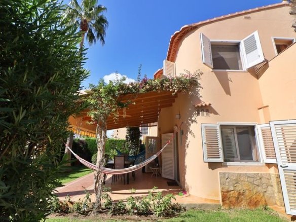 3 Bedroom 2 Bathroom Villa in Oliva - Caza De Casa