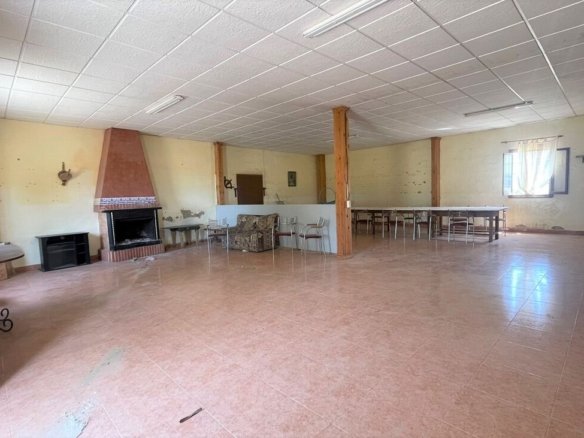 Commercial in Balsicas - Caza De Casa