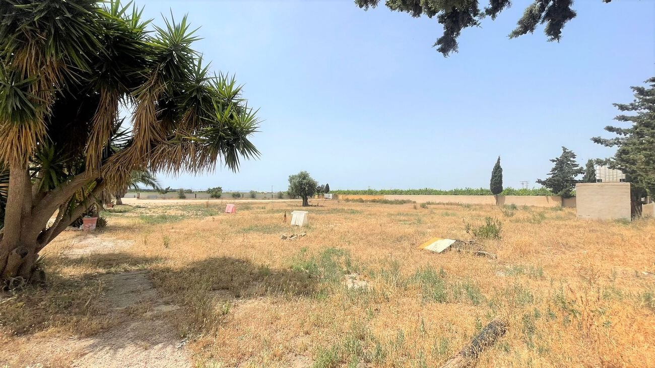 Commercial in Balsicas - Caza De Casa
