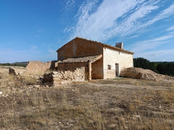 3 Bedroom 1 Bathroom Other in Yecla - Caza De Casa