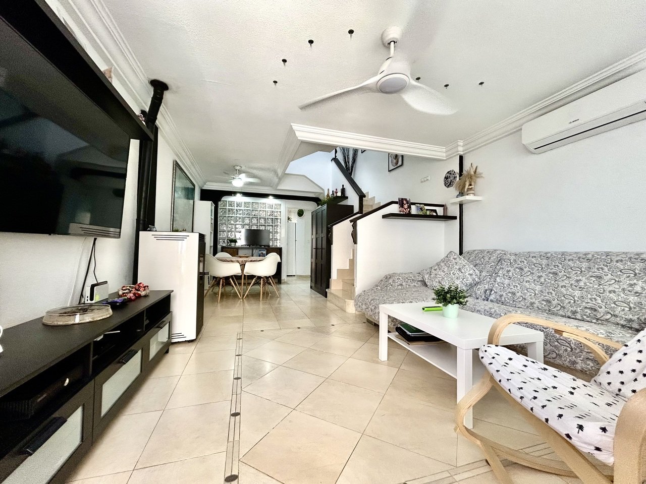 {type[1]} in {town[1]} - Caza De Casa