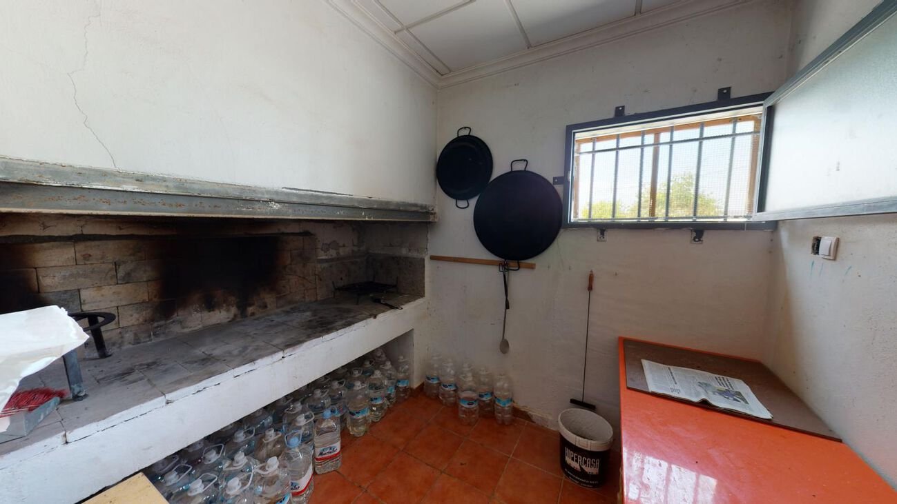 5 Bed 1 Bath Town House in Albatera - Caza De Casa