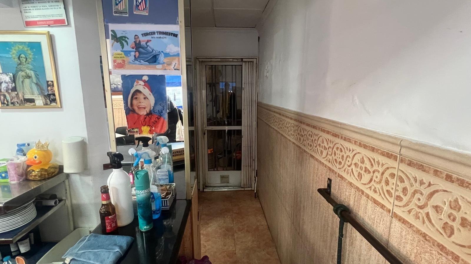 Commercial in Torrevieja - Caza De Casa