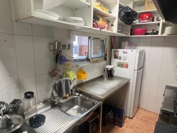 Commercial in Torrevieja - Caza De Casa