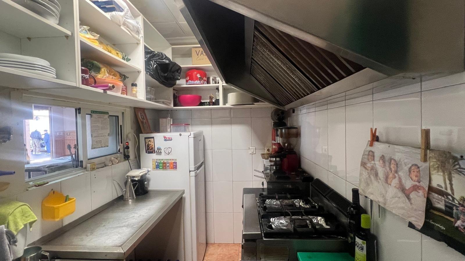 Commercial in Torrevieja - Caza De Casa