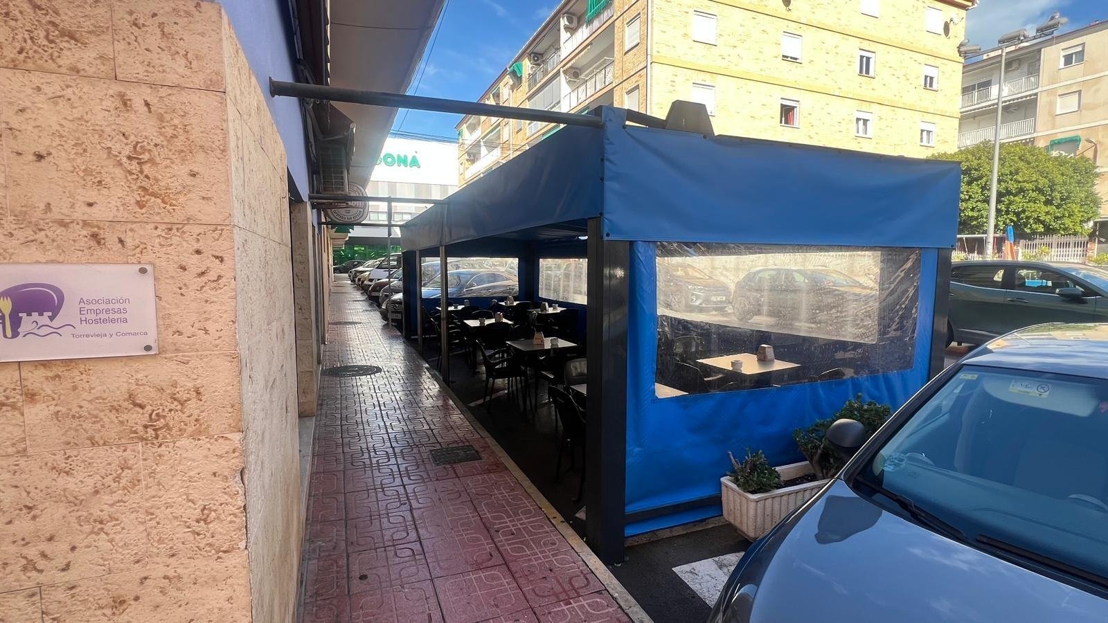 Commercial in Torrevieja - Caza De Casa