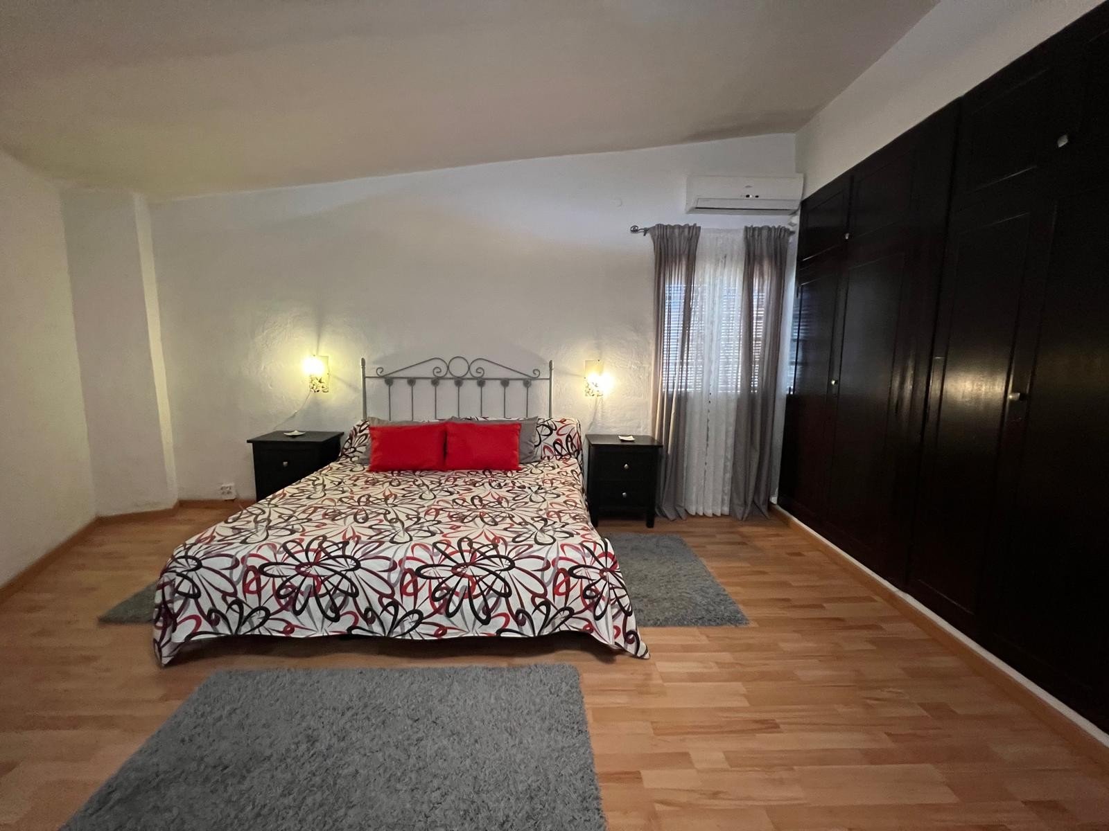 5 Bed 4 Bath Country House in Jumilla - Caza De Casa