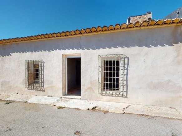 2 Bedroom Country House in Torre Del Rico - Caza De Casa