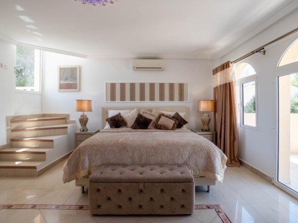 4 Bedroom 3 Bathroom Villa in San Miguel de Salinas - Caza De Casa