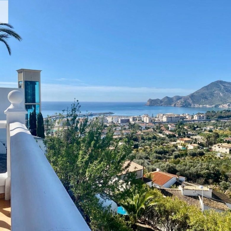 4 Bed 3 Bath Town House in Altea - Caza De Casa