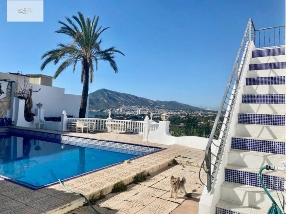 4 Bedroom 3 Bathroom Town House in Altea - Caza De Casa