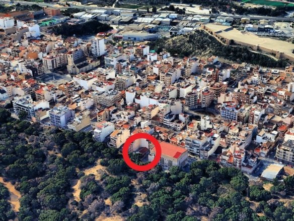 120 m² Land in Guardamar del Segura - Caza De Casa