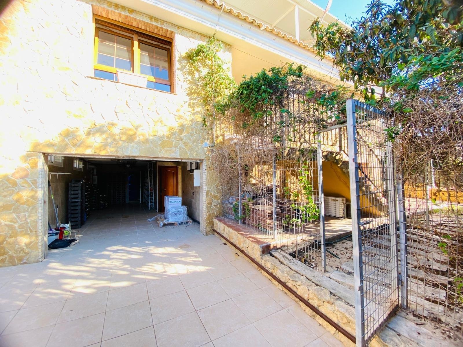 2 Bedroom 2 Bathroom Villa in Orihuela Costa - Caza De Casa