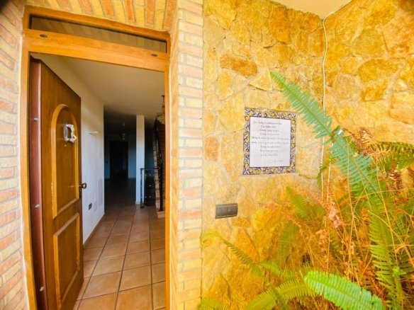 2 Bedroom 2 Bathroom Villa in Orihuela Costa - Caza De Casa