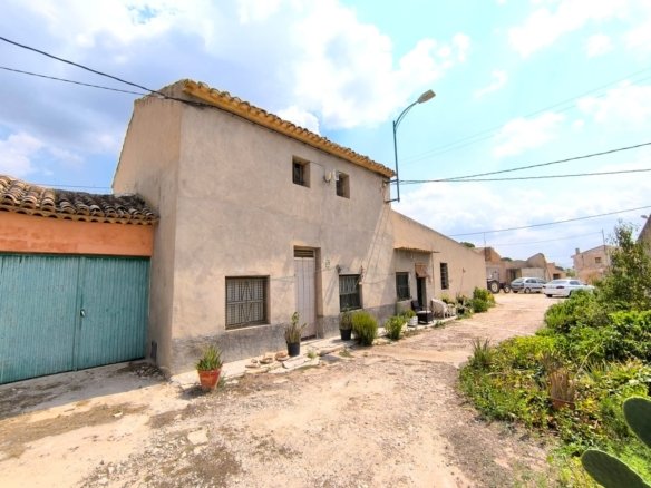 5 Bedroom 1 Bathroom Country House in Monóvar/Monóver - Caza De Casa